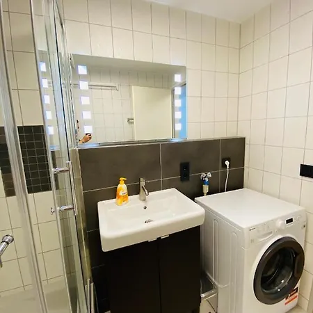 Apartament City-apartment Ferienwohnung Metzingen Outletcity, Ruhig